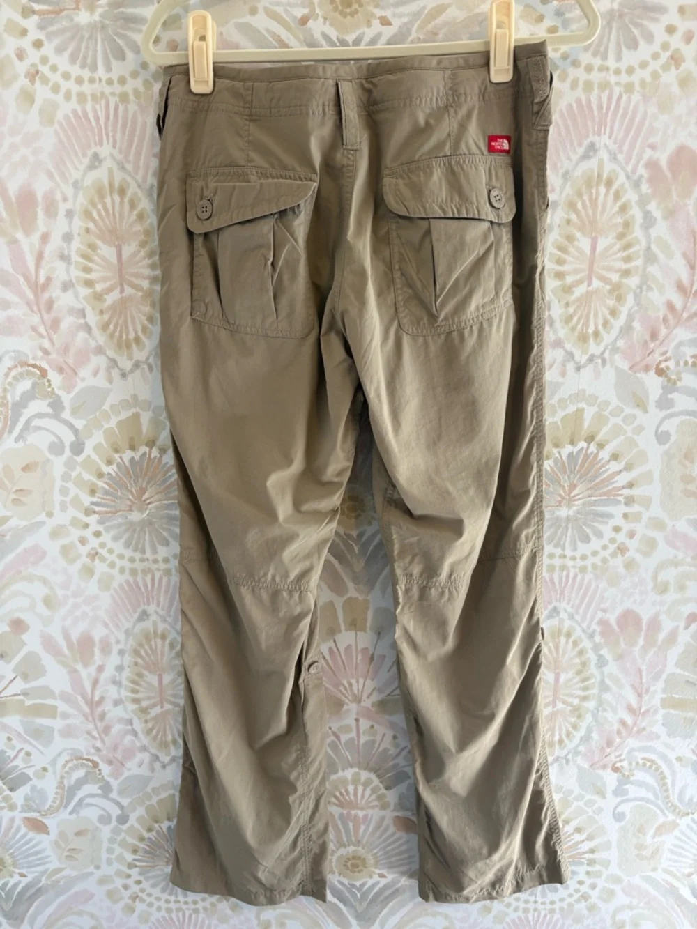 The North Face Womens Convertible Roll Up Hiking Pants Khaki Tan Size 8 Regular